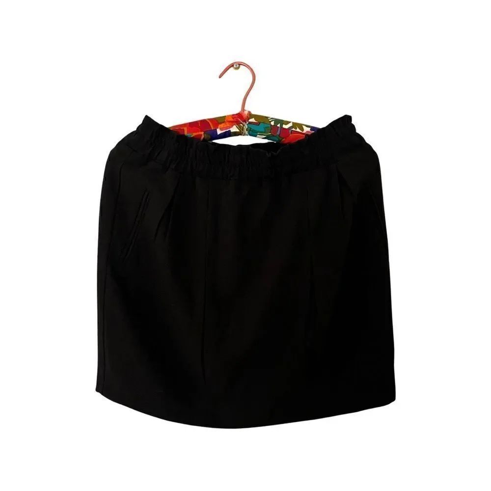 Everly black pleated nylon skirt